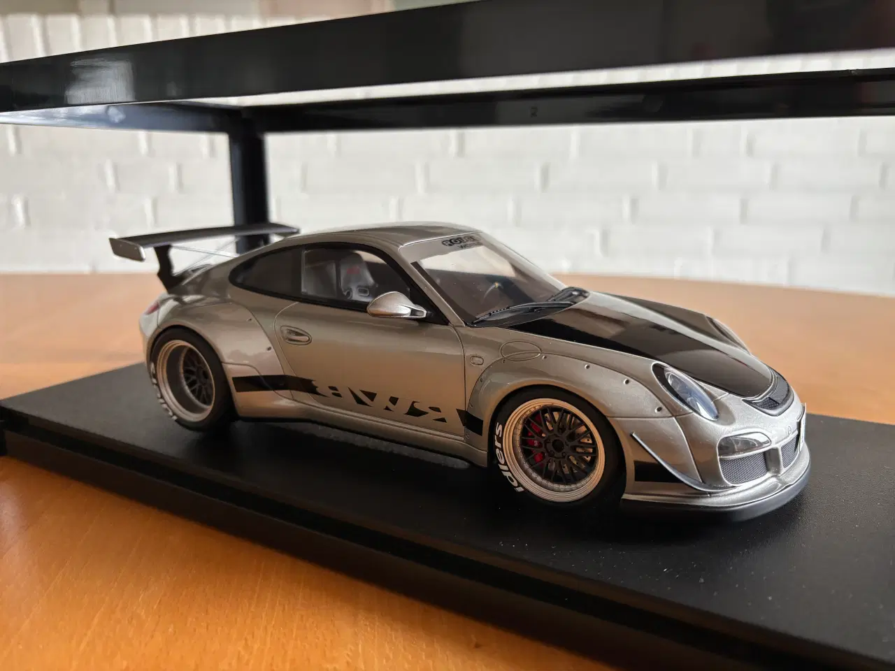 Billede 1 - Porsche 911 RWB 1:18