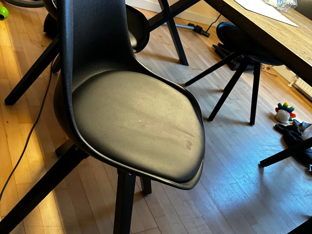 Billede 1 - Spisebordsstole fra Ilva 