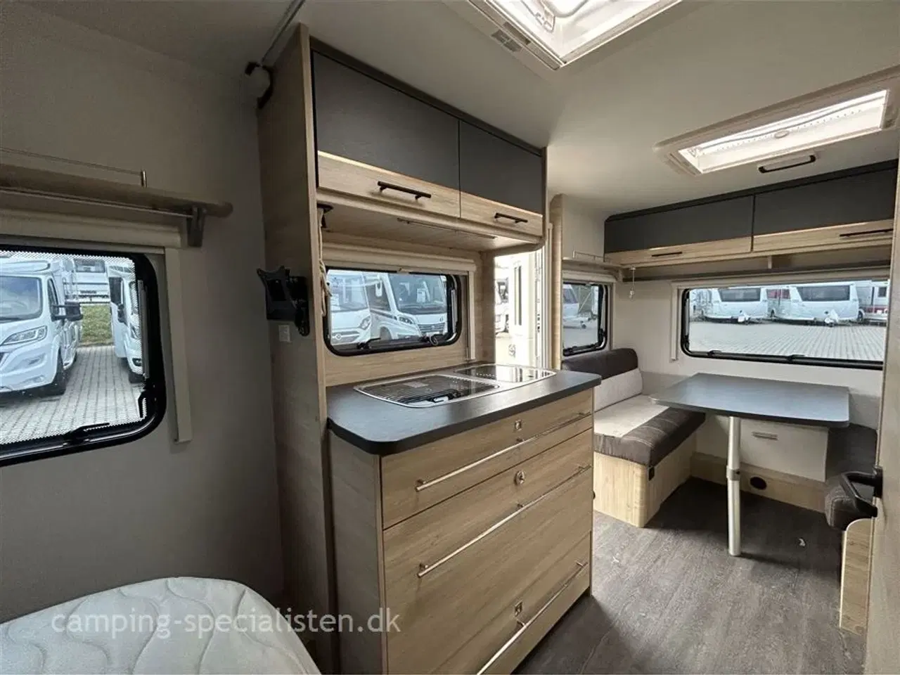 Billede 6 - 2023 - Caravelair Antares Titanium 470   Caravelair Antares 470 model 2023  kan nu ses hos Camping-Specialisten.dk