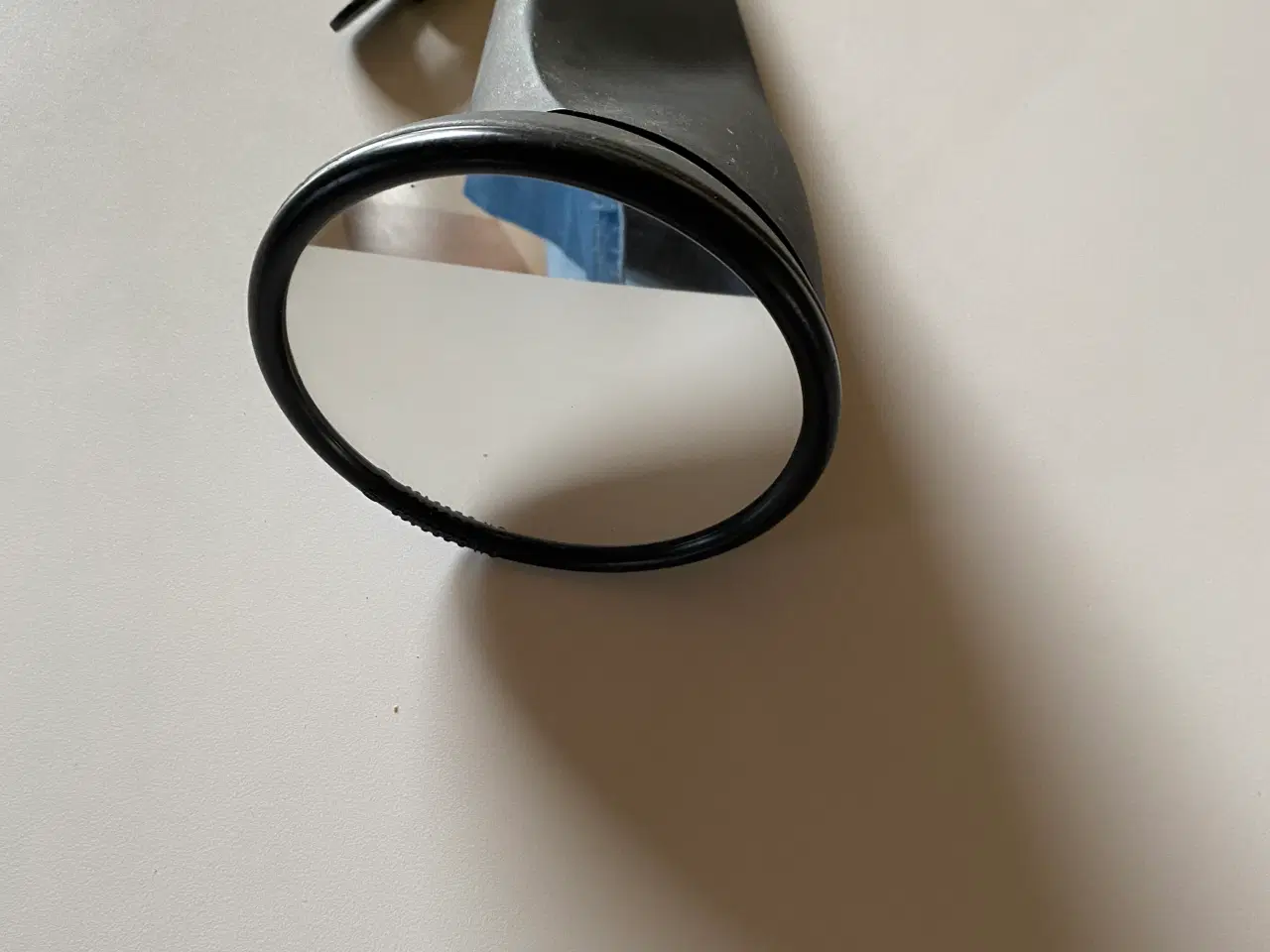 Billede 1 - Skærmspejl af mærket Hella