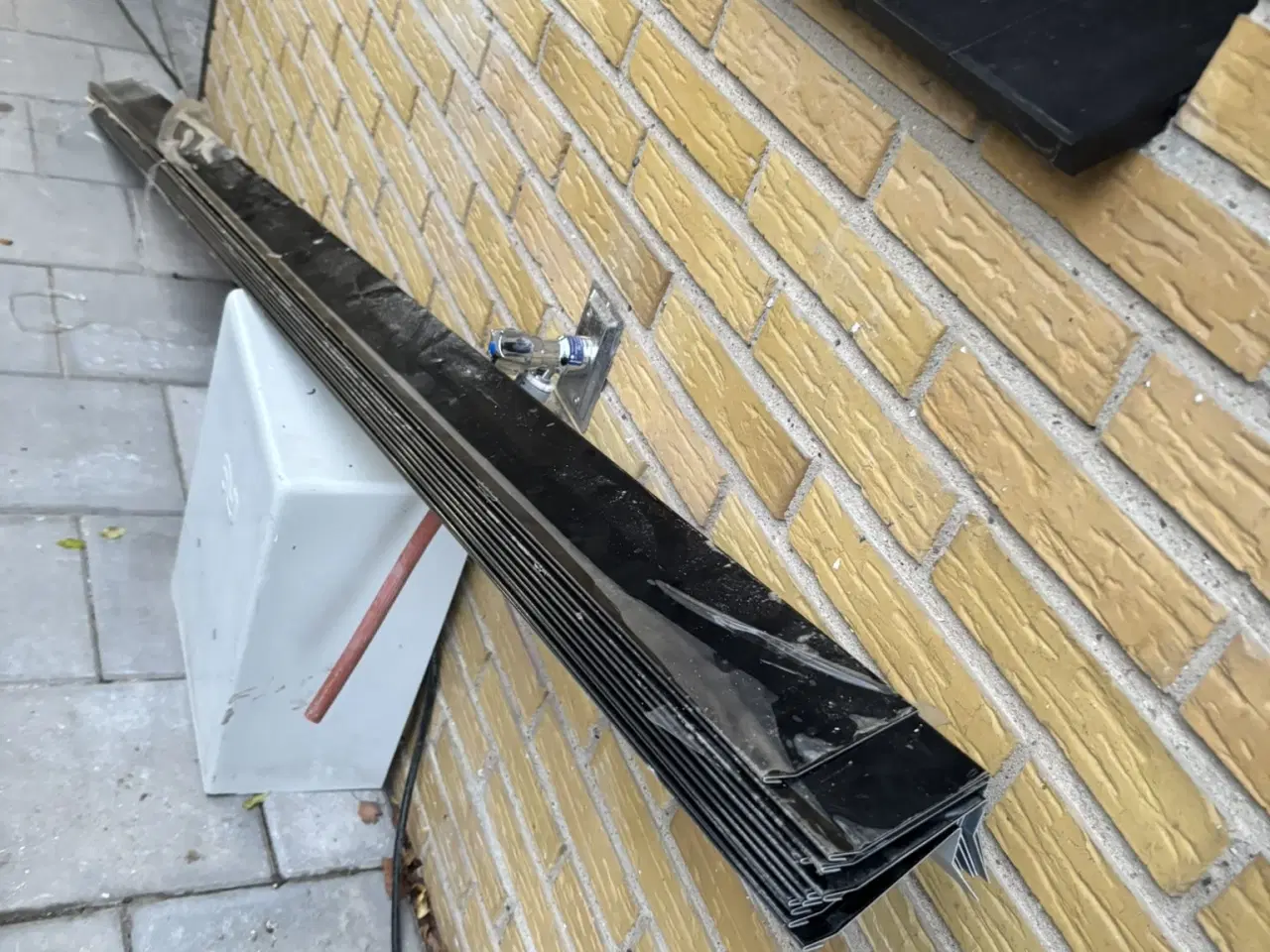 Billede 8 - Tagpap og div. andet tilbehør til tagdækning. BYD