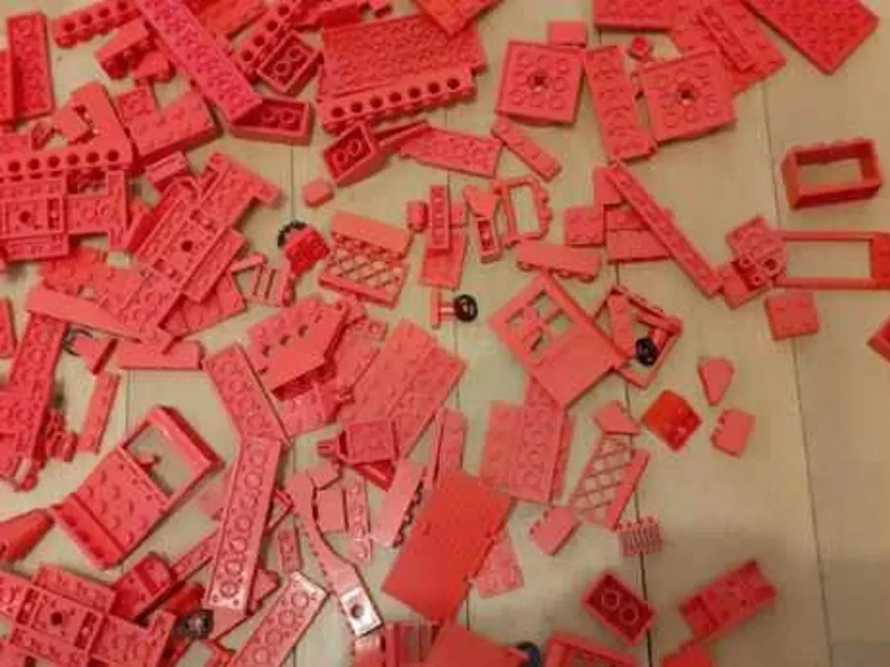 Billede 5 - LEGO 300 stk div. røde klodser (Fra 70´er & 80´er)