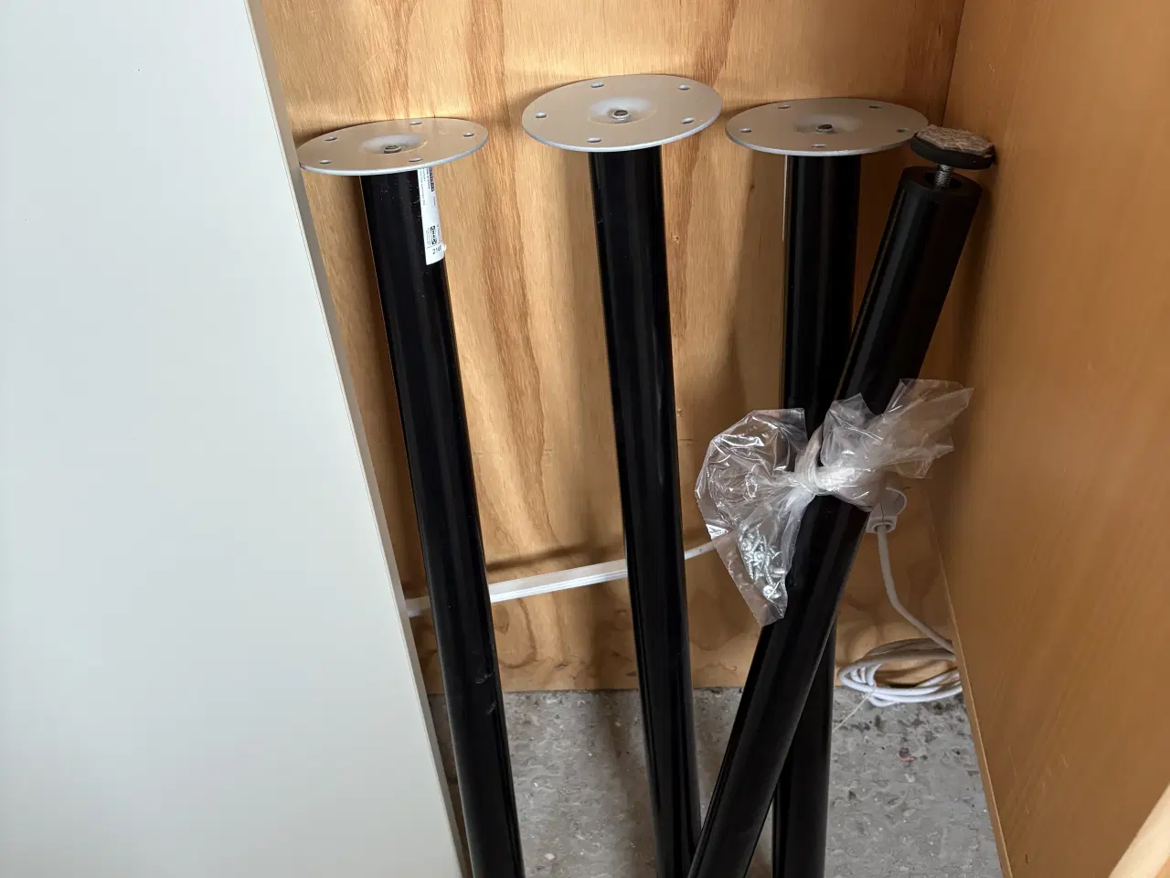 Billede 2 - Ny pris Ikea Trotten bord 