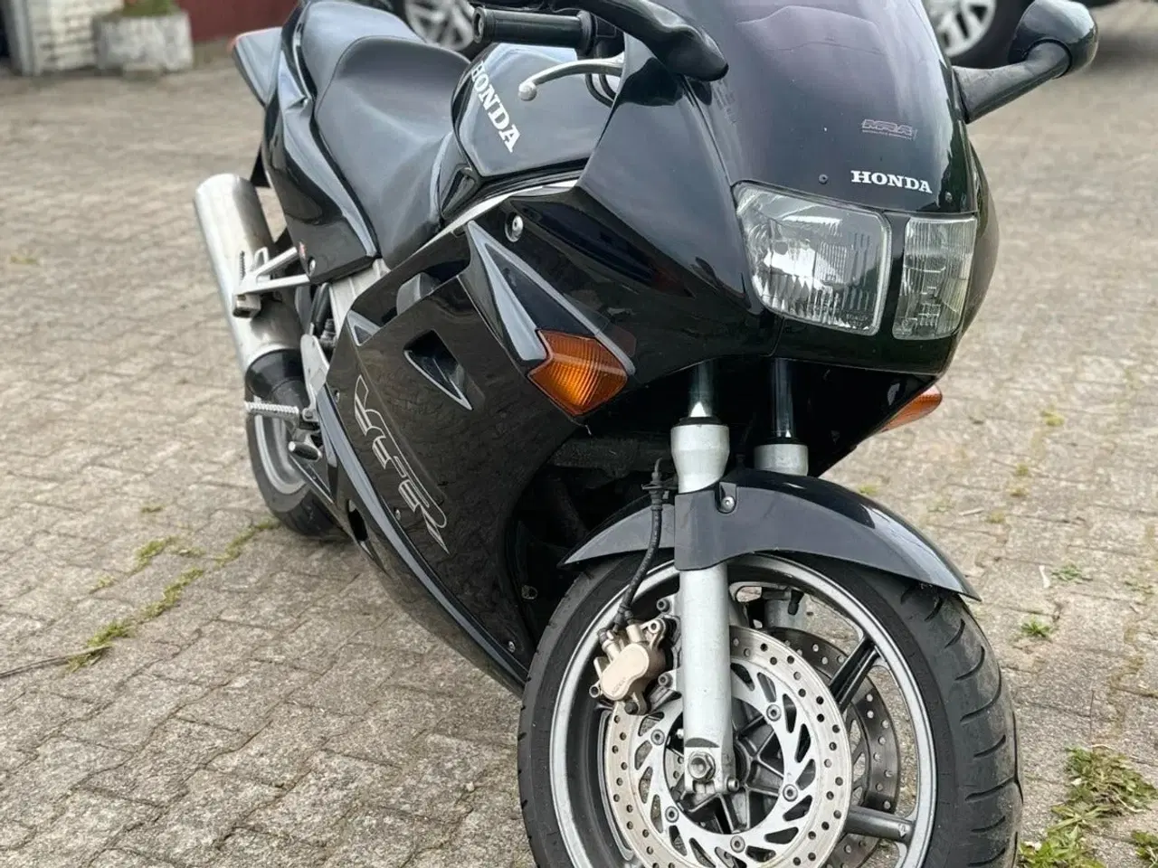 Billede 1 - Honda VFR 750 F  