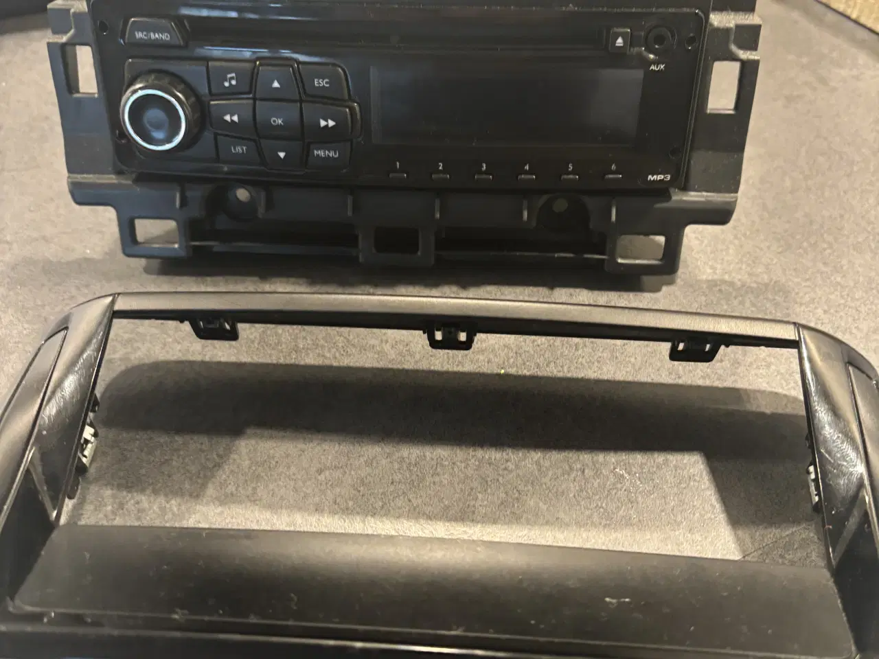 Billede 3 - MP3-kompatibel radio/CD-afspiller 