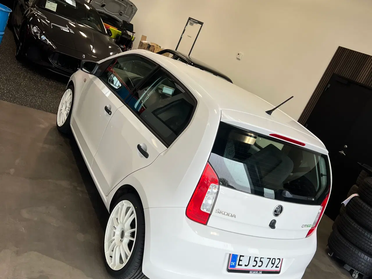 Billede 3 - Super økonomisk CitiGo med 2 sæt hjul