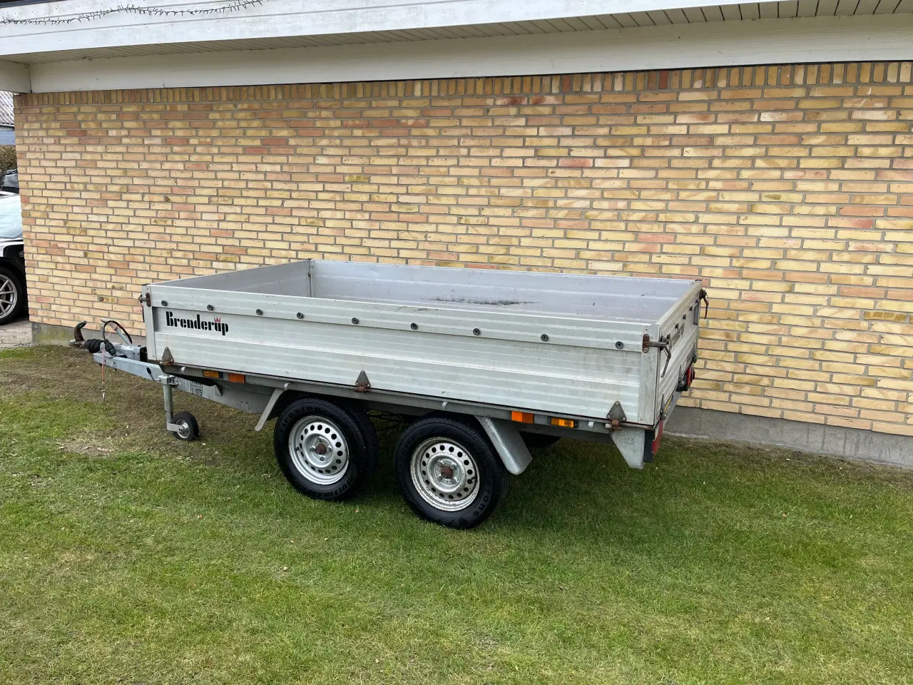 Billede 2 - Boggietrailer med nedfældige sider