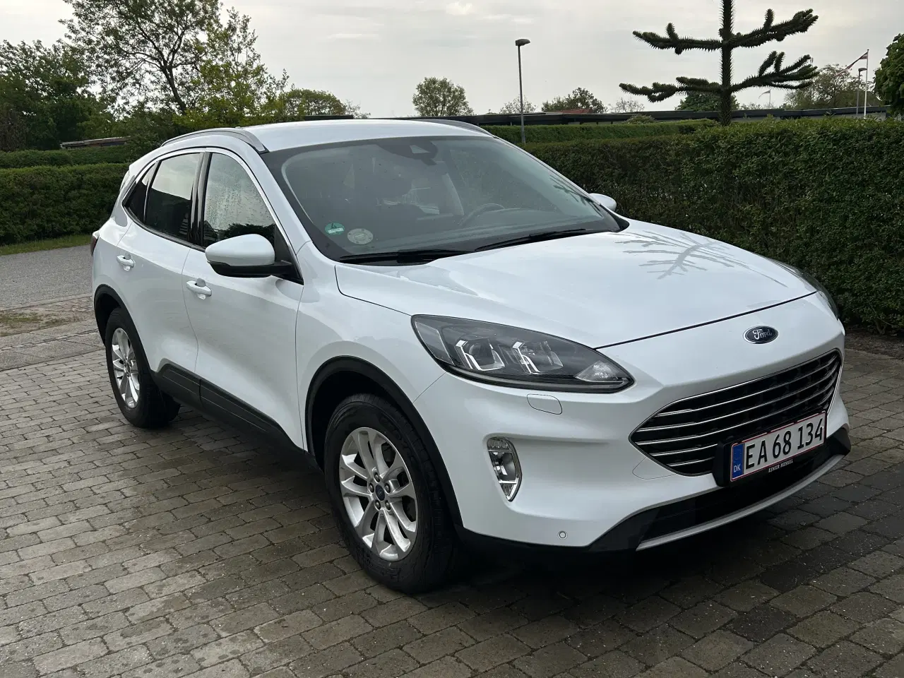 Billede 2 - Velholdt Ford kuga 2.5 phev st line 2021 88000km