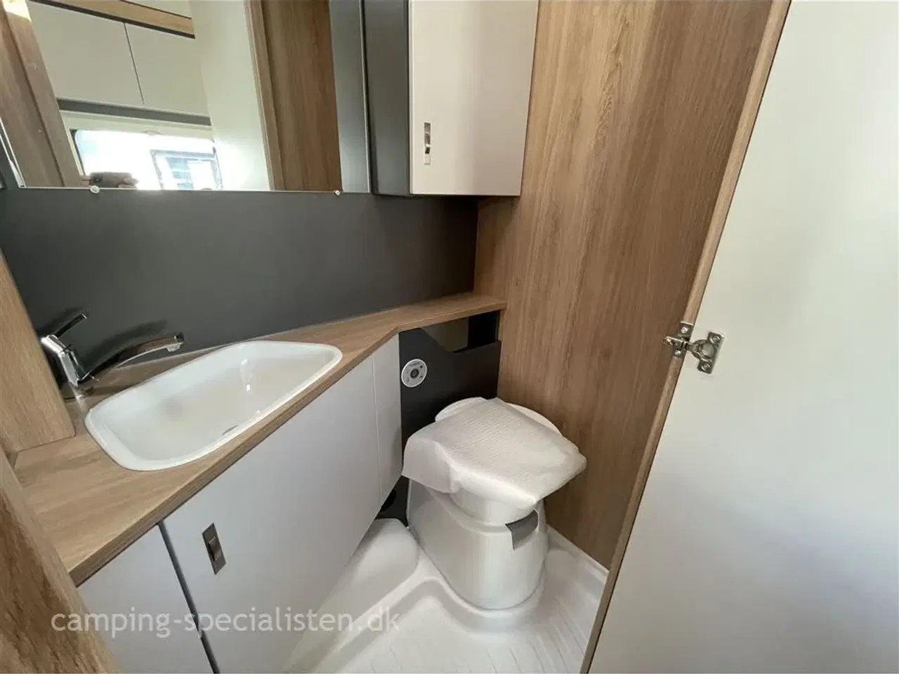 Billede 10 - 2025 - Knaus Sport 420 QD   Knaus Sport 420 QD 2025 - ny model! - kan nu ses hos Camping-Specialisten.dk