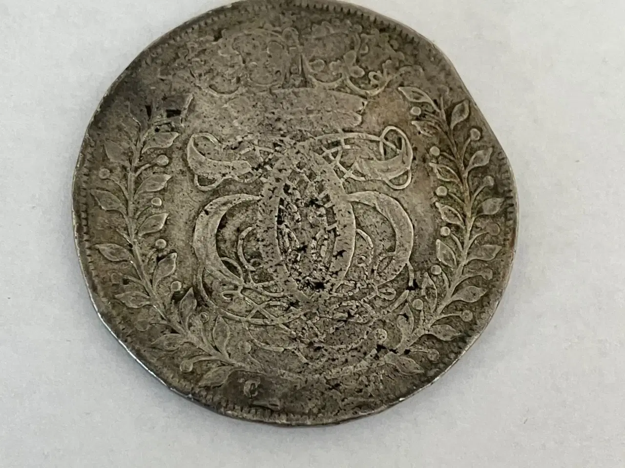 Billede 2 - 1 Krone Glückstadt 1694 Danmark S.139 Hede 125C