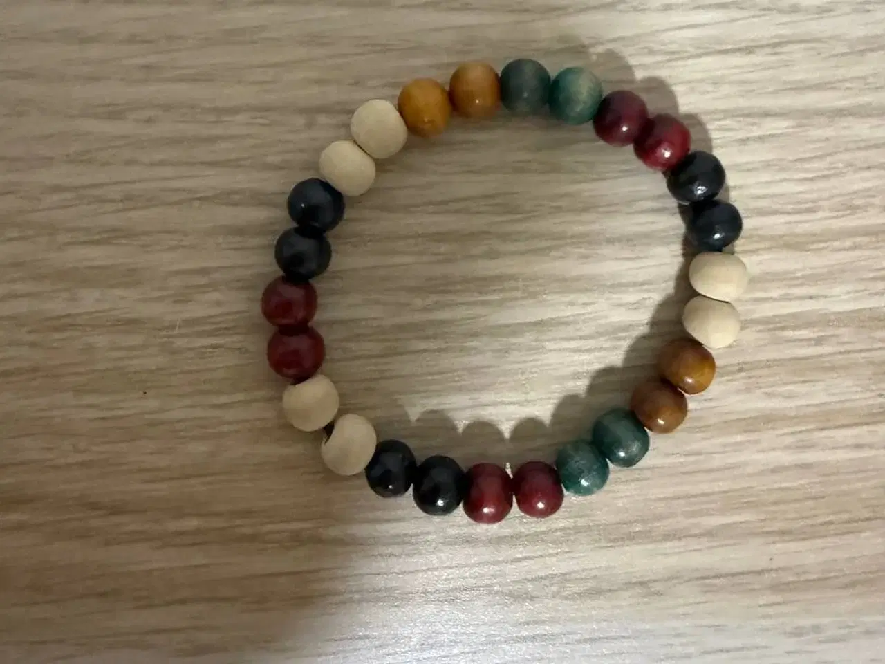 Billede 1 - Unikt håndlavet perlearmbånd