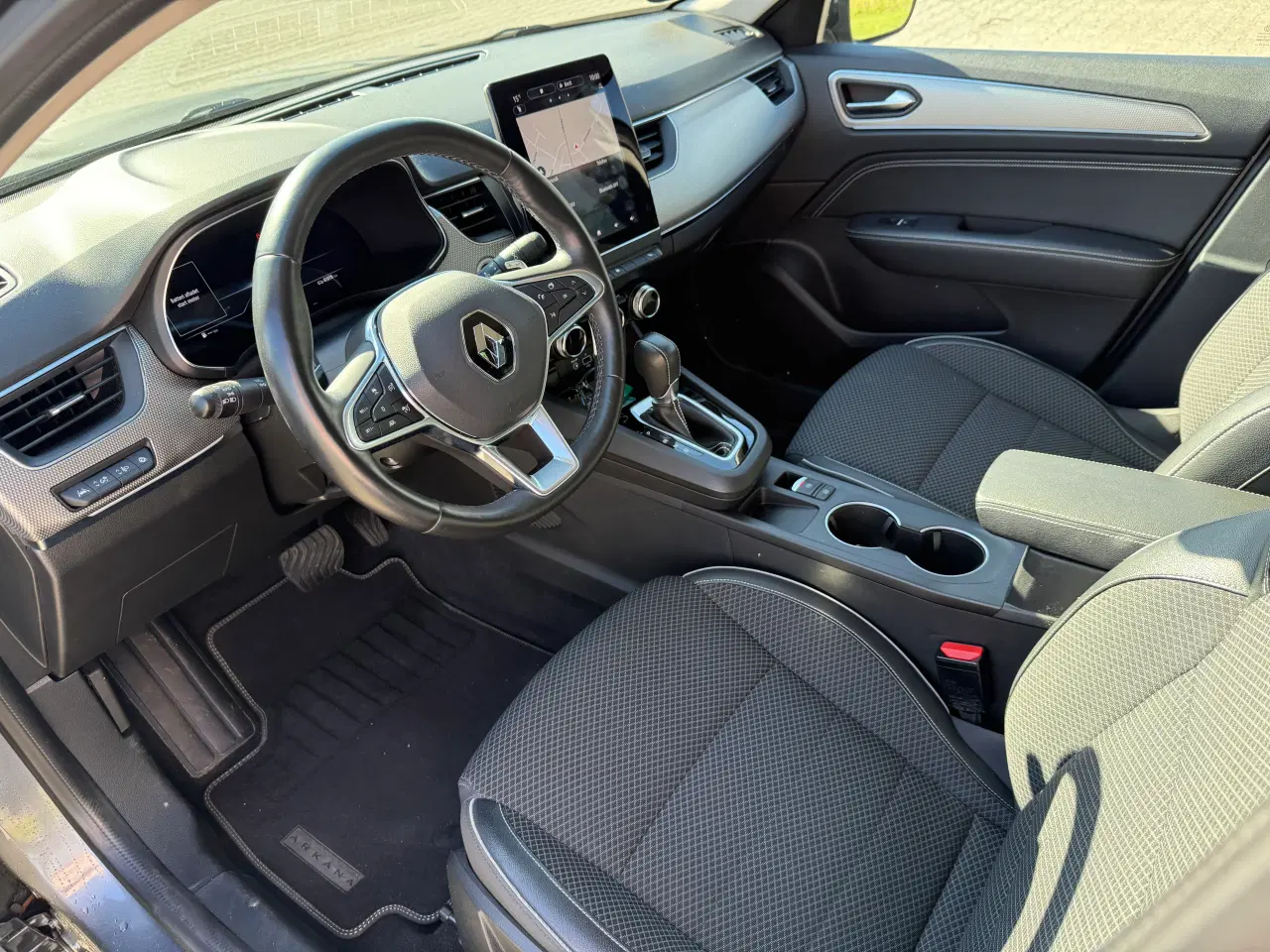 Billede 7 - Flot og velholdt Renault Arkana