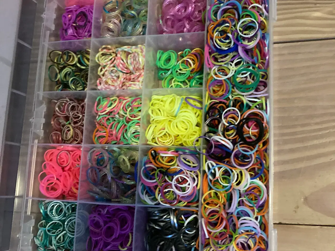 Billede 7 - Loombands pakke med væv og bog mm.