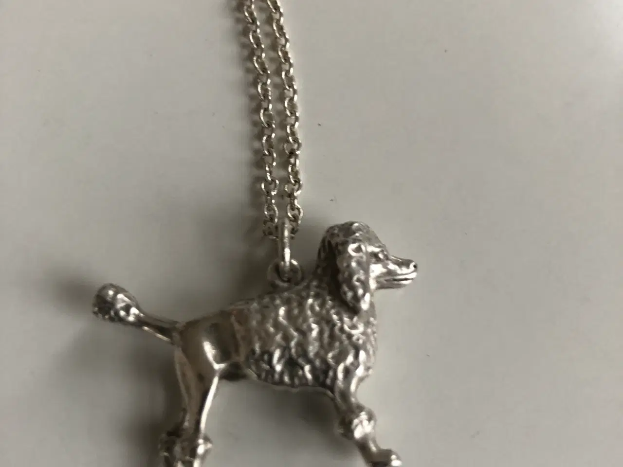 Billede 8 - Flot vintage sølvkæde med puddel hund