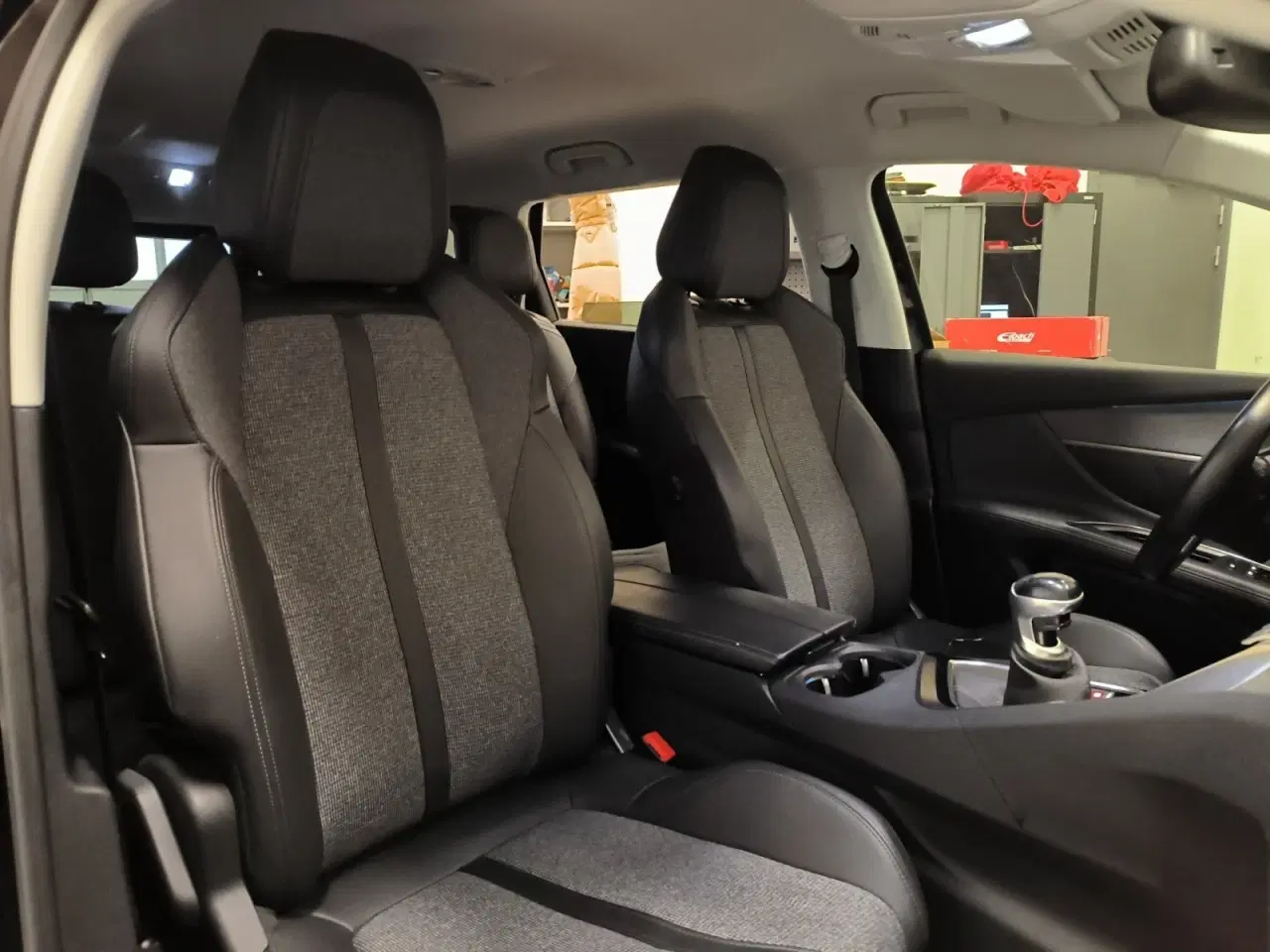 Billede 18 - Peugeot 5008 1,5 BlueHDi 130 Allure 7prs