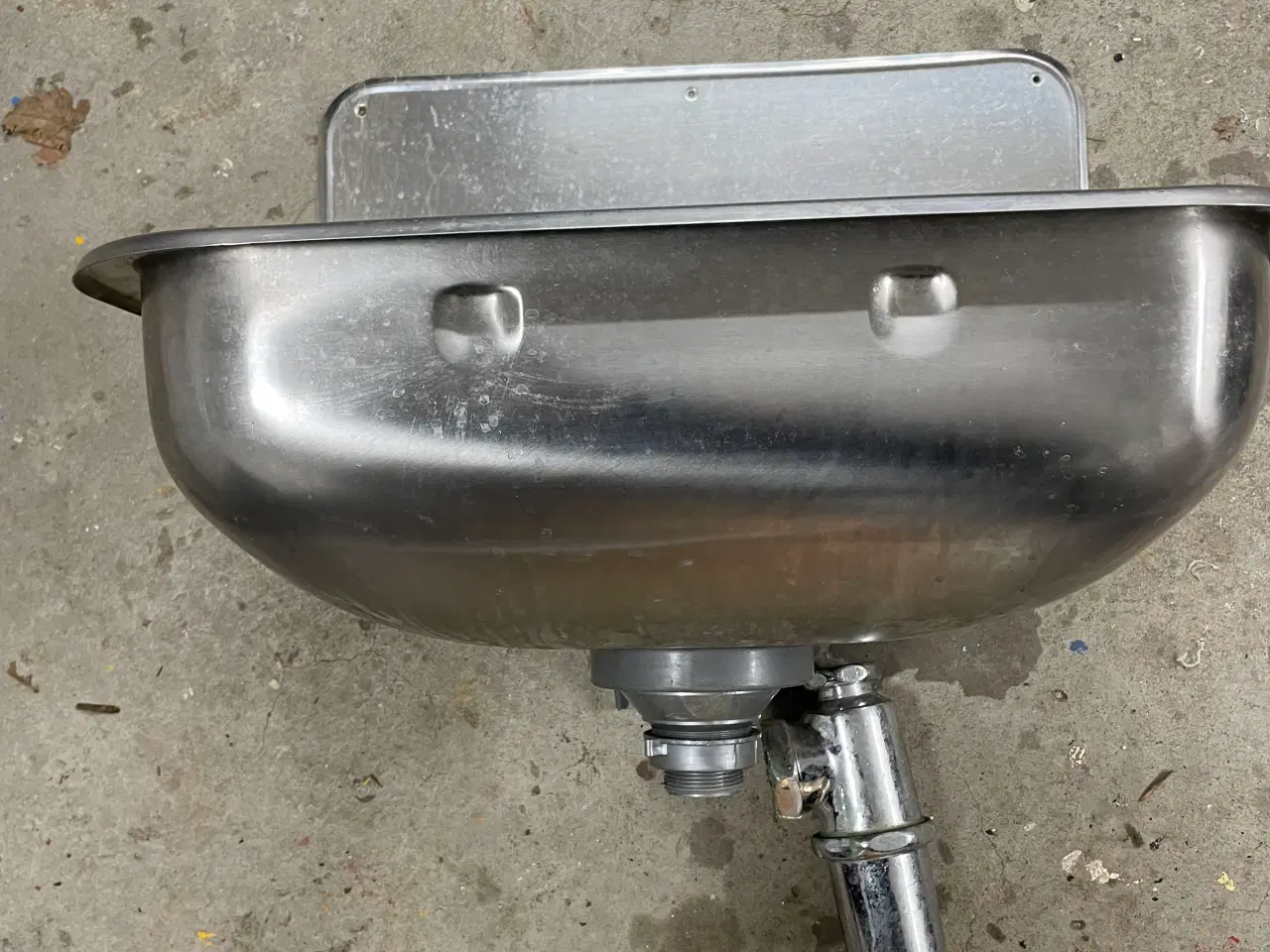 Billede 1 - Udslagsvask med stænkplade.