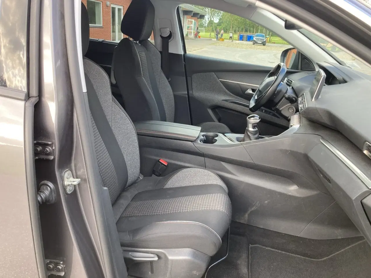 Billede 13 - Peugeot 5008 1,2 e-THP 130 Active 7prs
