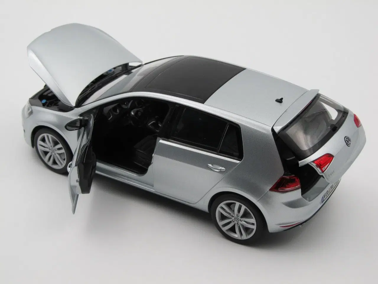 Billede 3 - 2013 VW Golf 7 / VII  Dealer Edition - 1:18