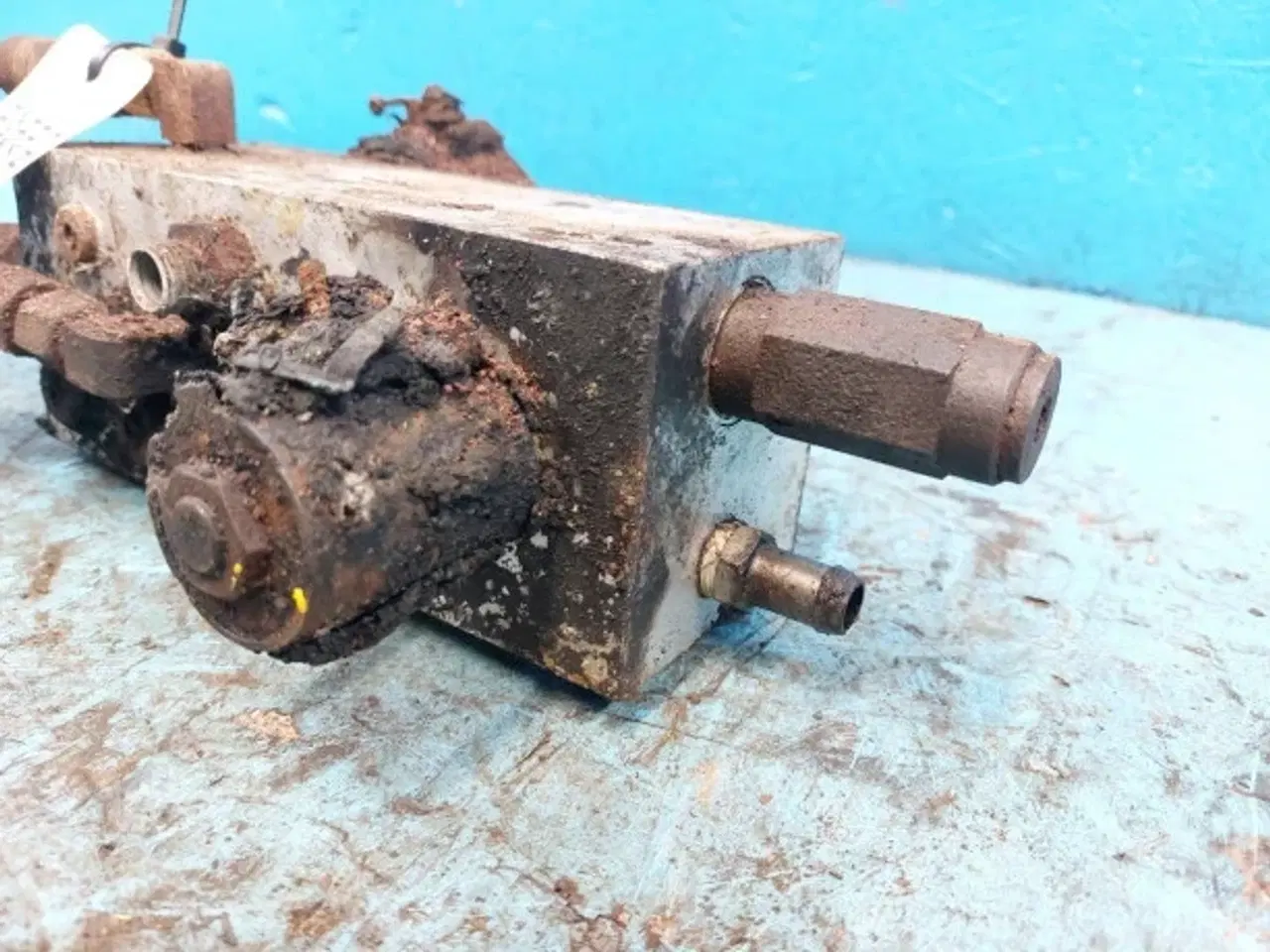 Billede 13 - Hydrema 906 Fordelerblok 243620