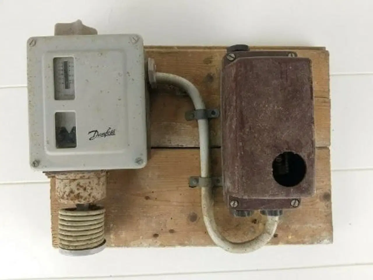 Billede 1 - Danfoss RT115 Termostat og Danfoss CT10-B Relæ / T