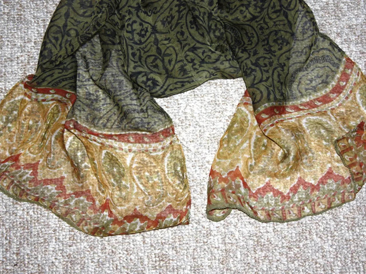 Billede 3 - Tørklæde Noa Noa 148 cm x 34 cm