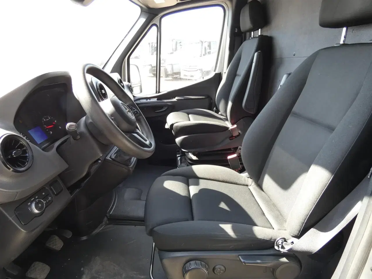 Billede 9 - Mercedes-Benz Sprinter 316 2,1 CDI A2 H2 RWD 163HK Van 6g