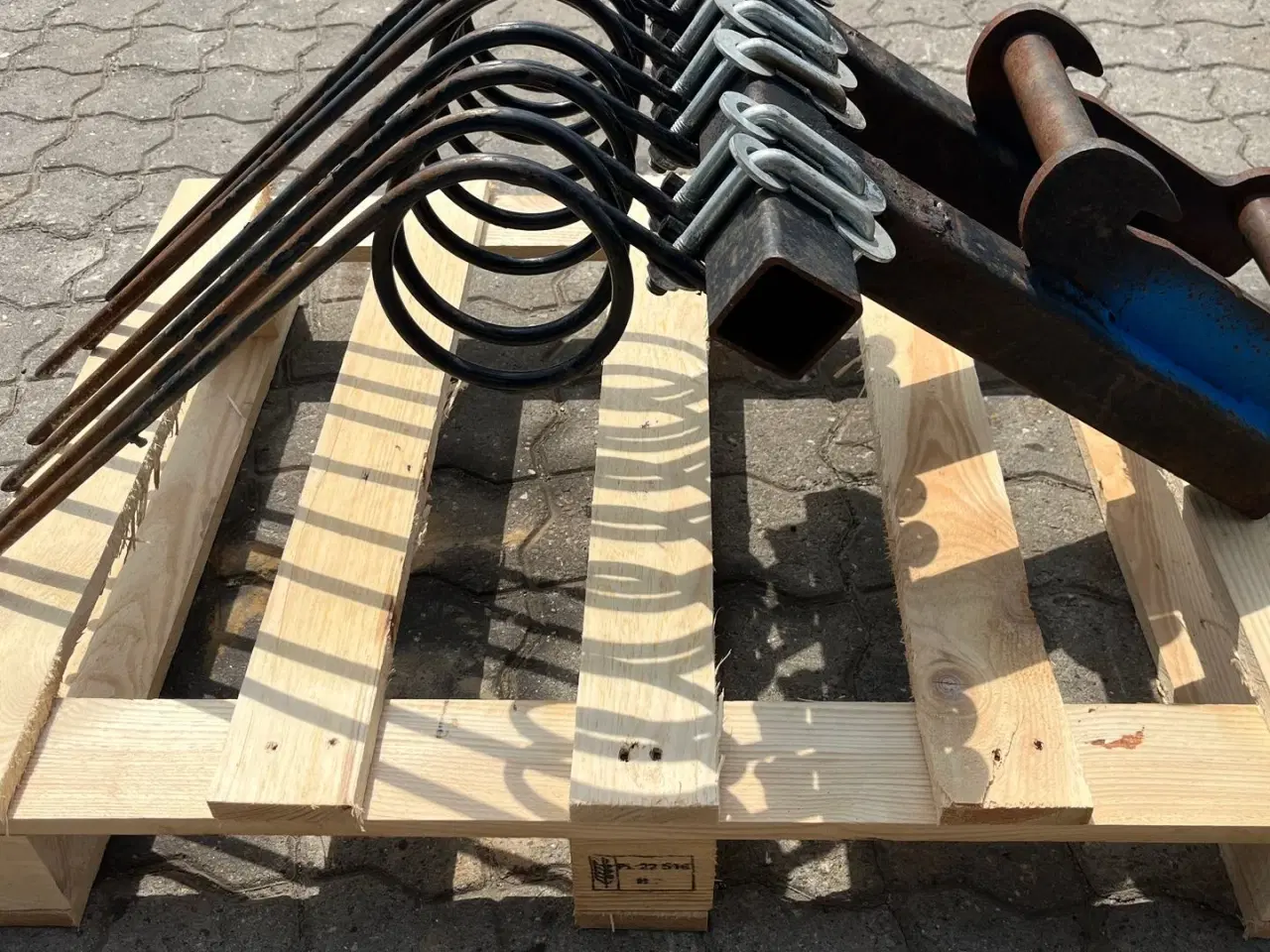 Billede 4 - - - - Rive/strile til minigraver.
