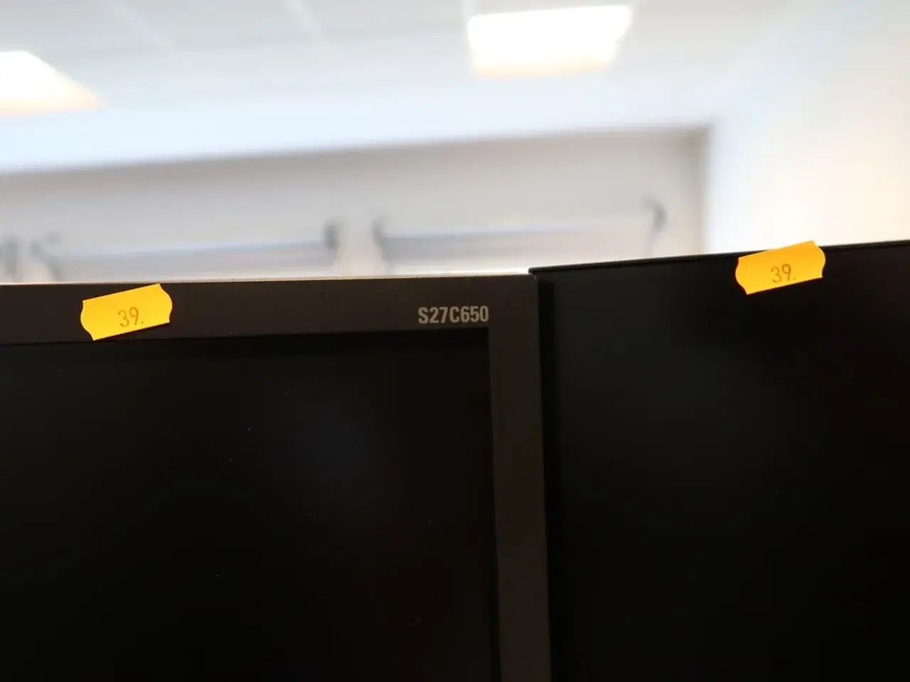 Billede 4 - 2 stk. computerskærme SAMSUNG S27CG650, F27T370FWR med tastatur