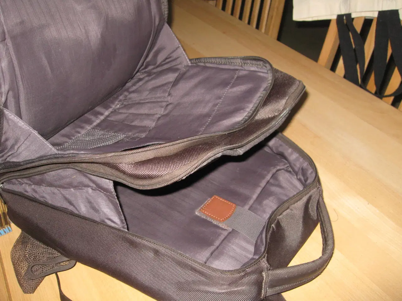 Billede 6 - Rygsæk med rum til laptop