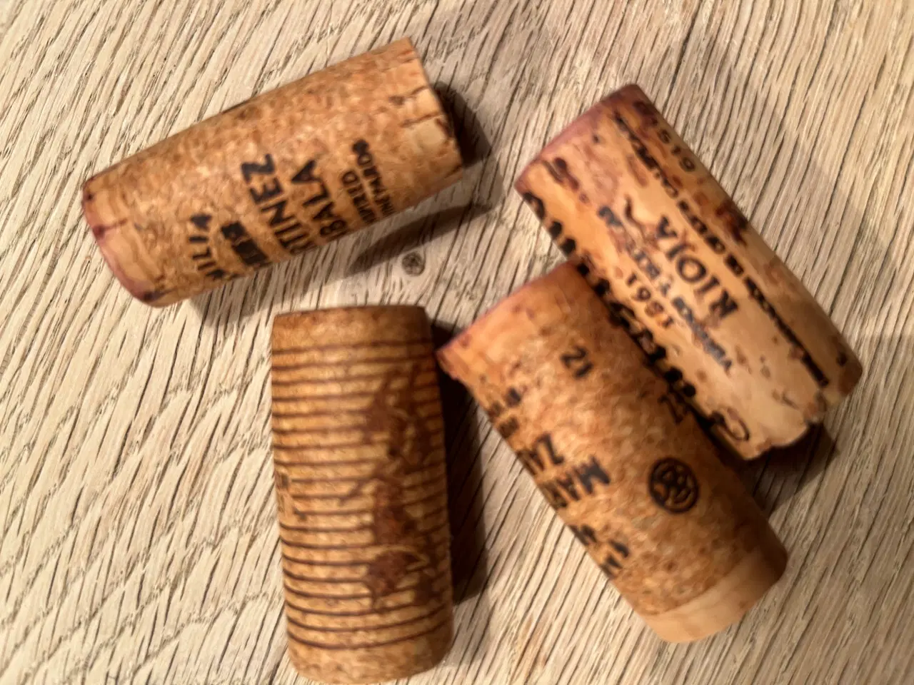 Billede 1 - Korkpropper brugte