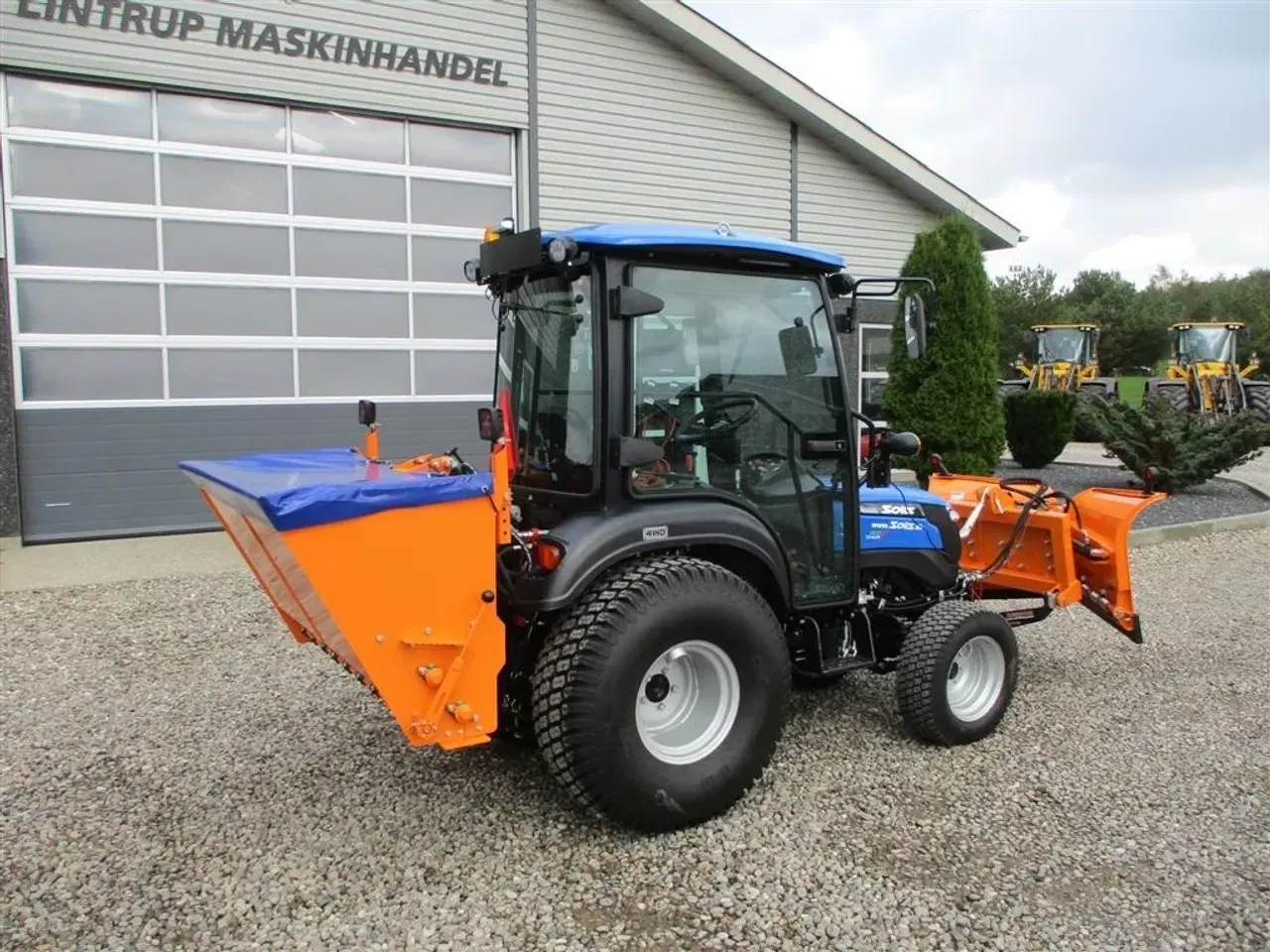 Billede 12 - Solis 26 HST Snow Edition med frontlift, front PTO, Vario SHL150 sneplov og SSP140 saltudlægger