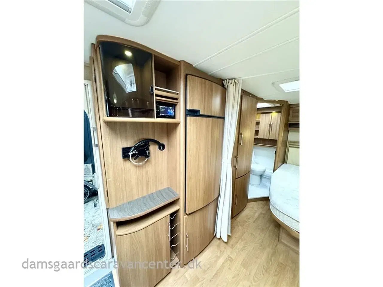 Billede 11 - 2012 - Kabe Royal 560 XL KS   Franskseng-Alde-Vandb.-Gulvvarme-Markise