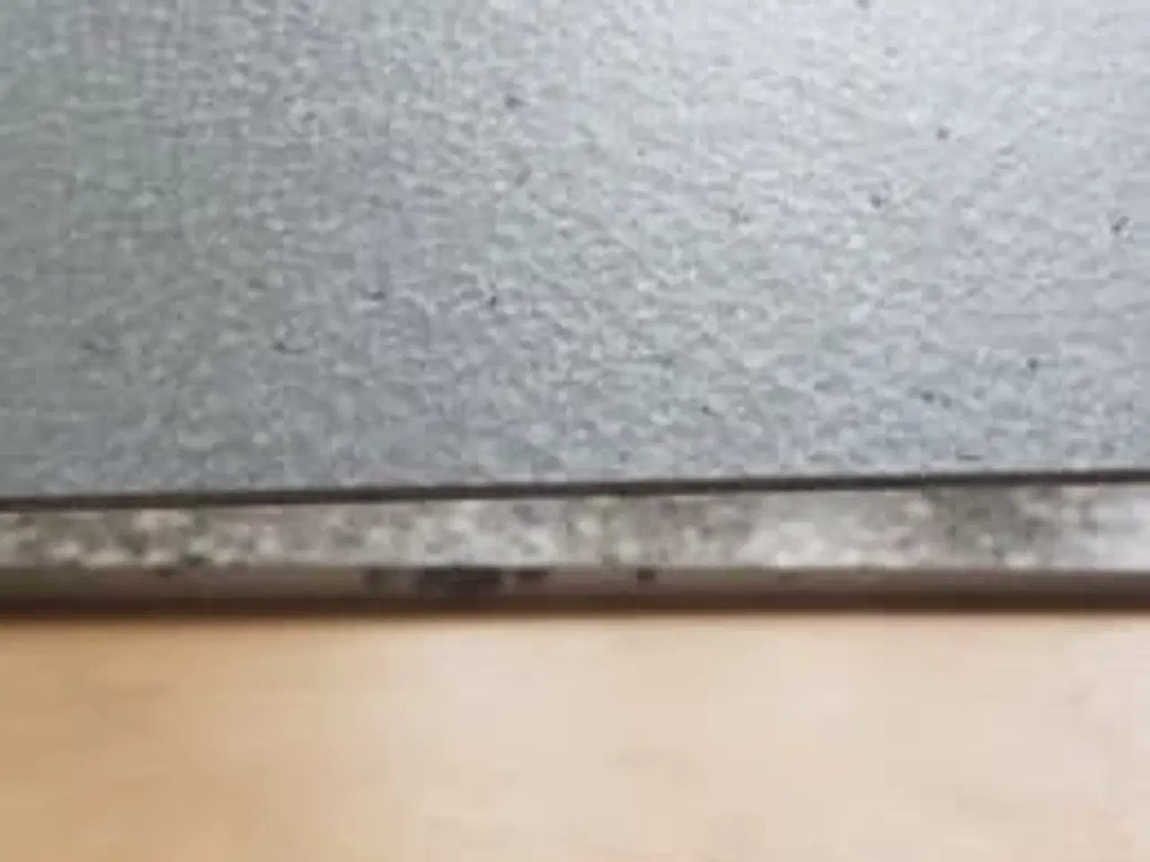 Billede 4 - Galvaniseret fuglefoderhus