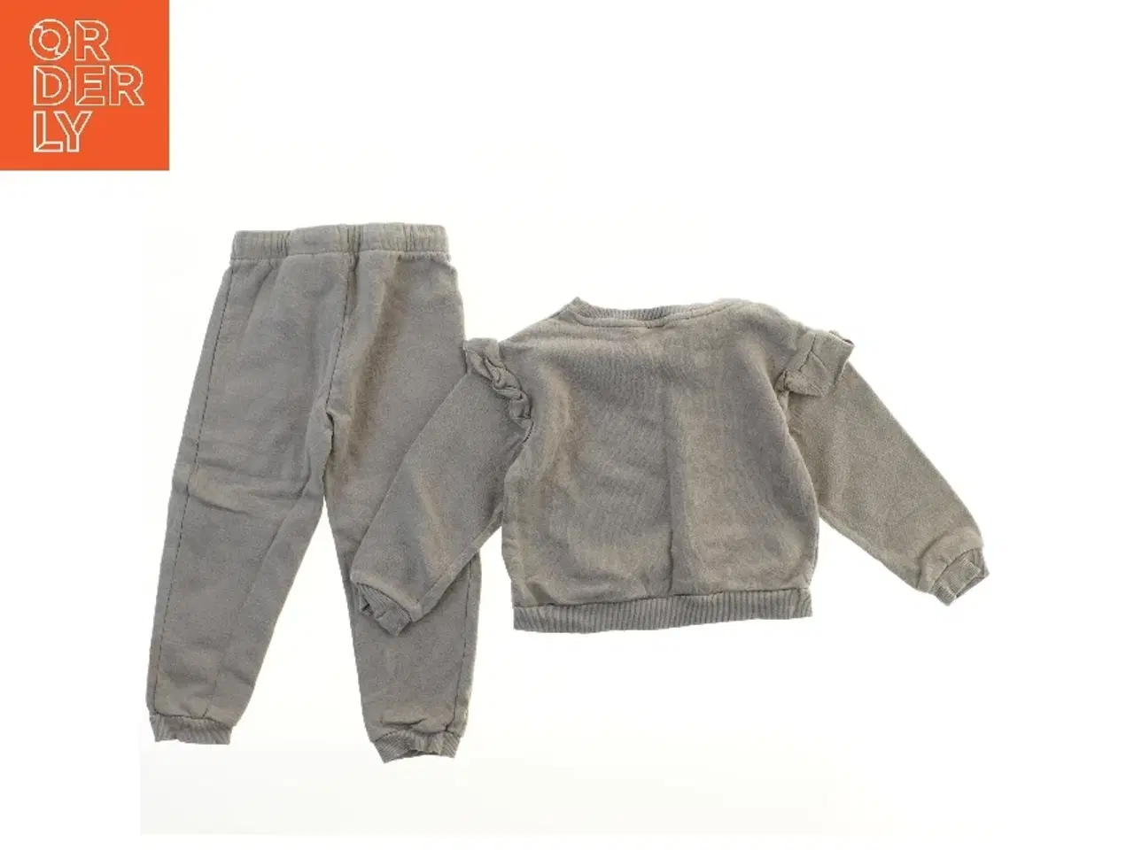 Billede 2 - Beige joggingsæt til børn fra H&M (str. 98)