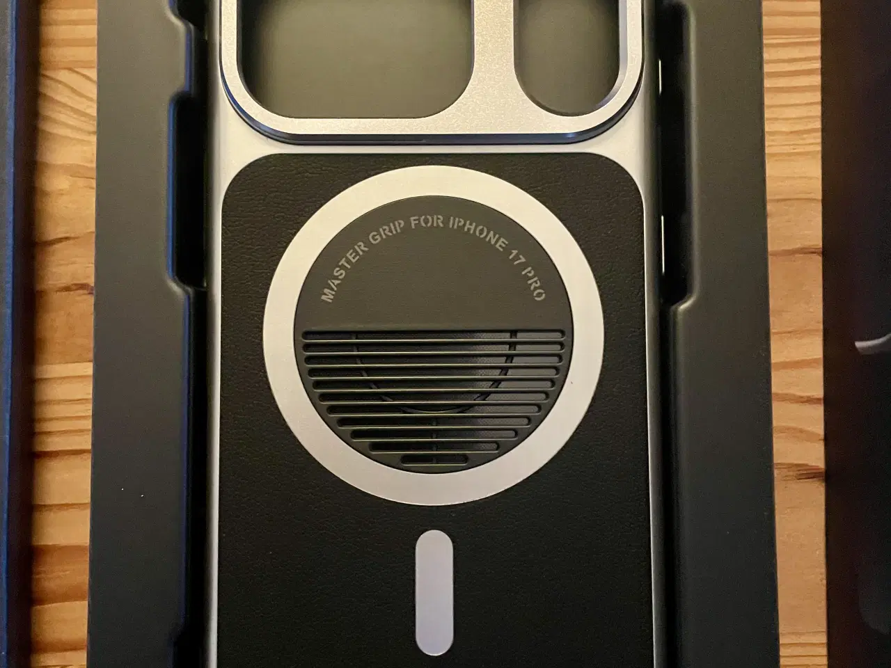 Billede 4 - Telesin Master Grip. Til iPhone 17 pro. Helt ny