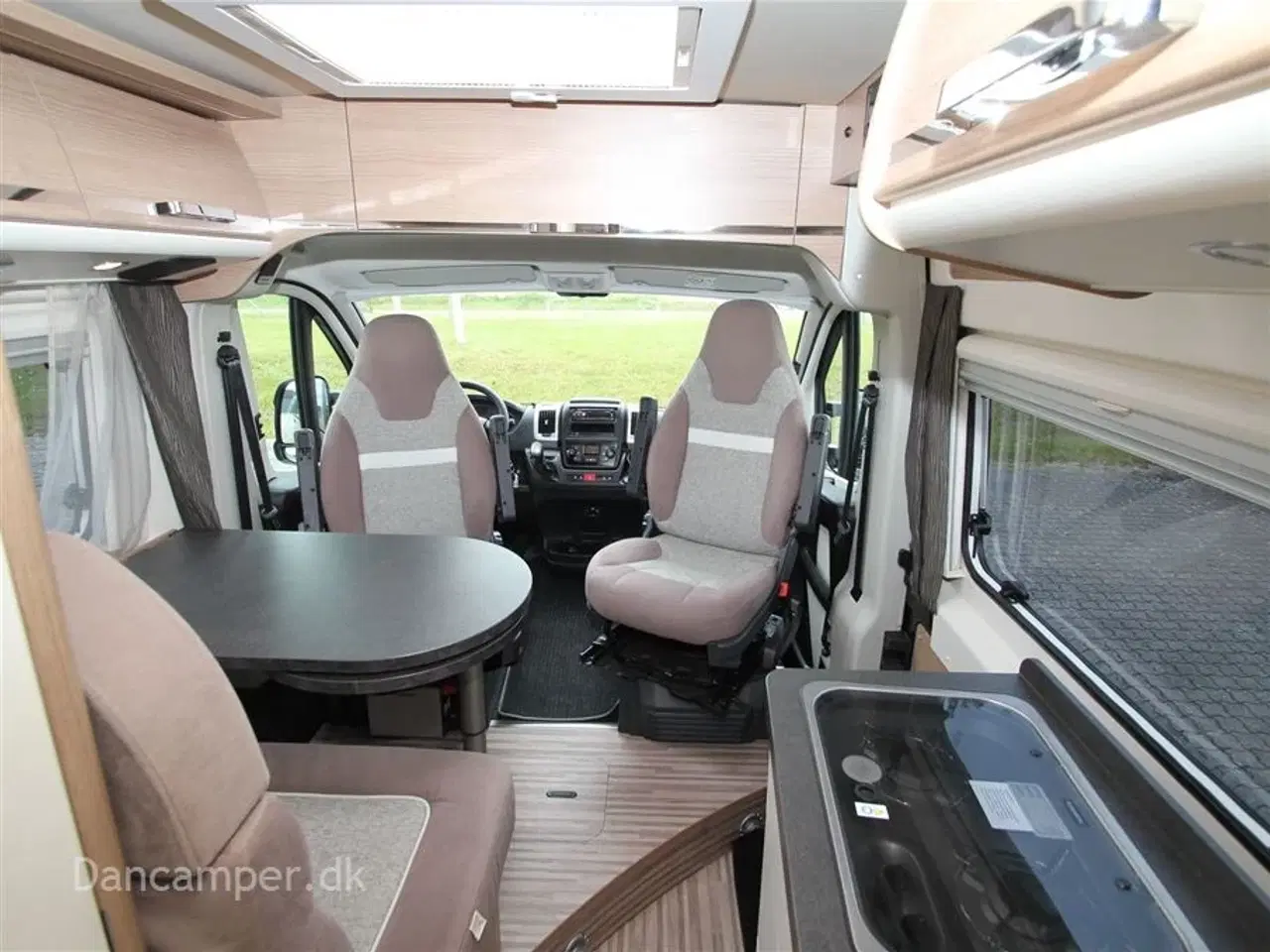 Billede 9 - 2019 - Carthago van 640 LE Chaming Carthago Charming, Luksusvan godt udstyret - Enkeltsengsmodel. 150Hk Automatgear - Solcelle - inverter mm.