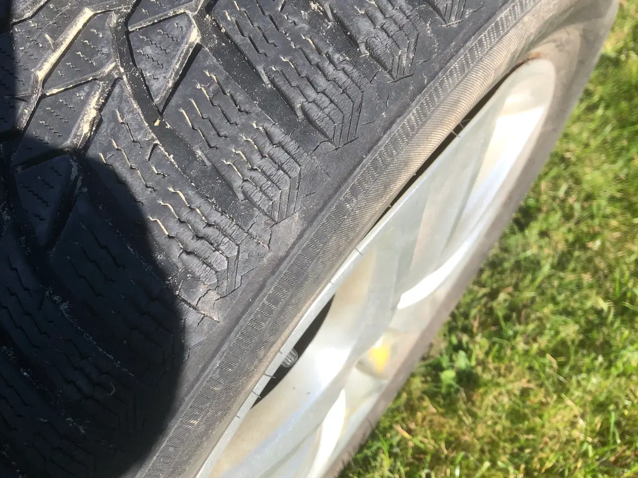 Billede 2 - Nokian vinterdæk 225/55 R17. 97h. sælges