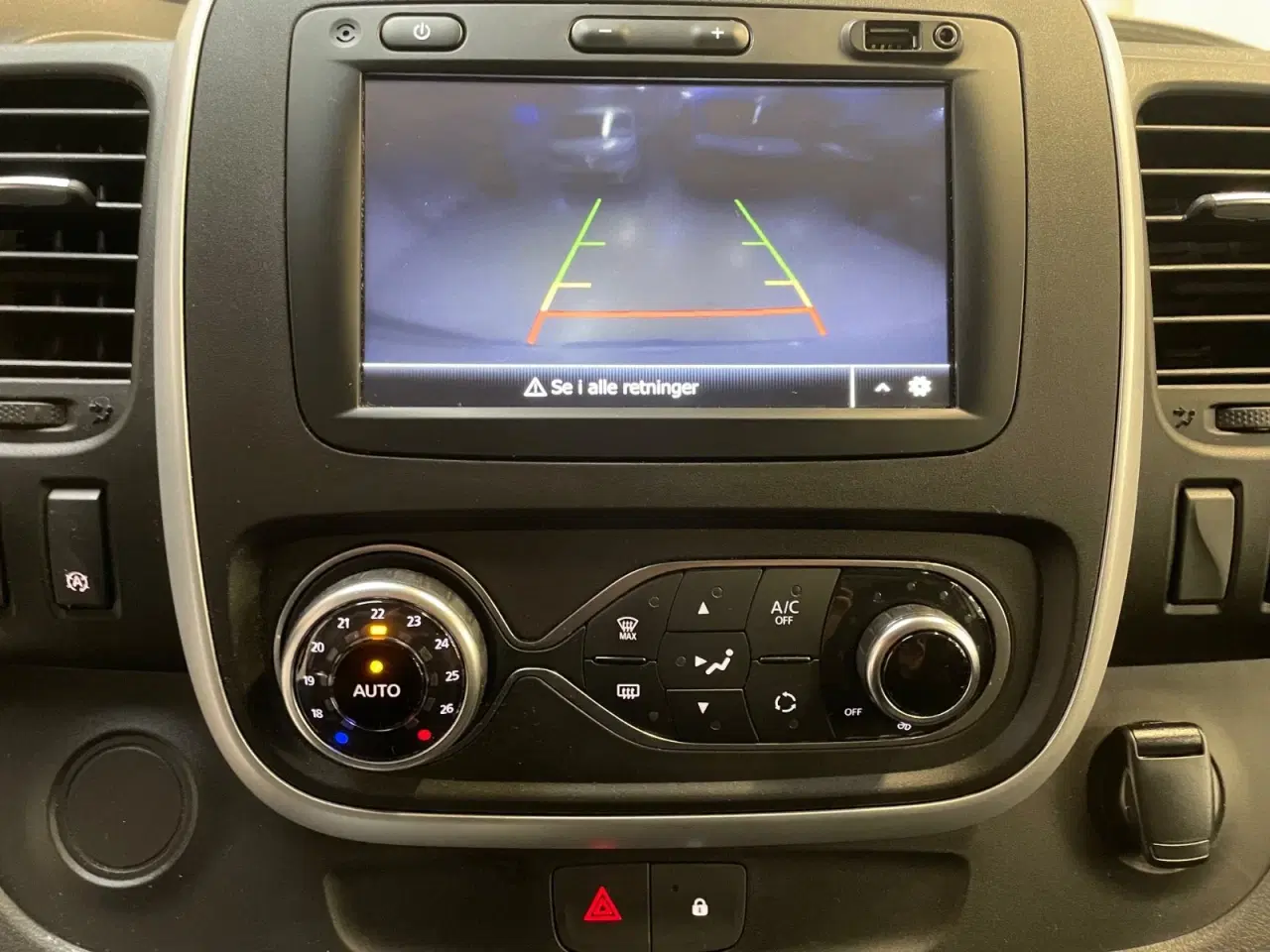 Billede 9 - Renault Trafic T29 2,0 dCi 120 L2H1