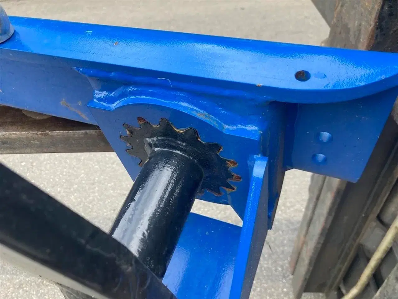 Billede 6 - Auger Torque T 150 Monteret med ophæng der passer på Hydrema skift