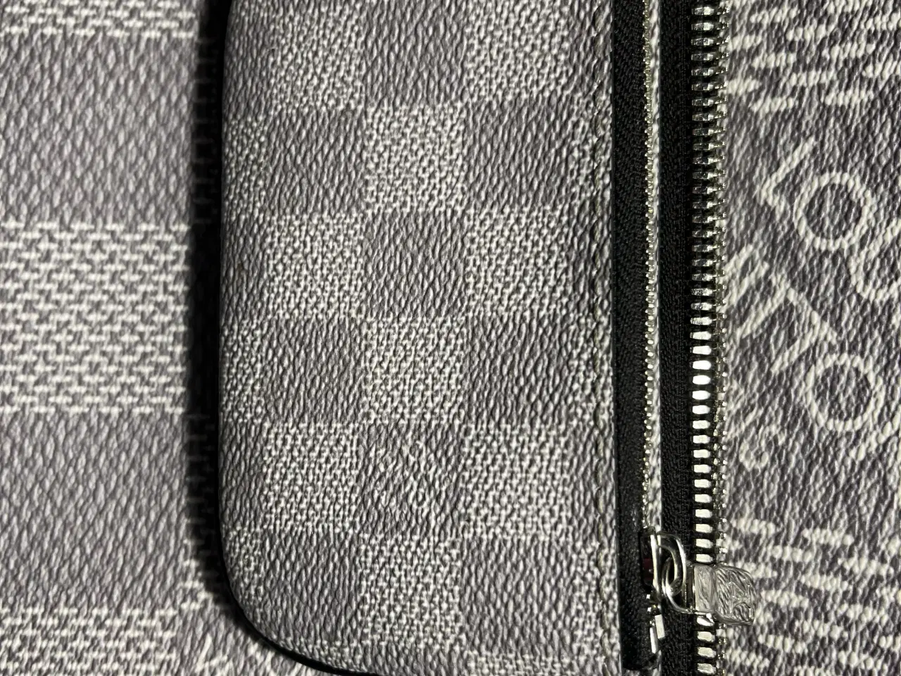 Billede 3 - Louis Vuitton Damier Trio Messenger