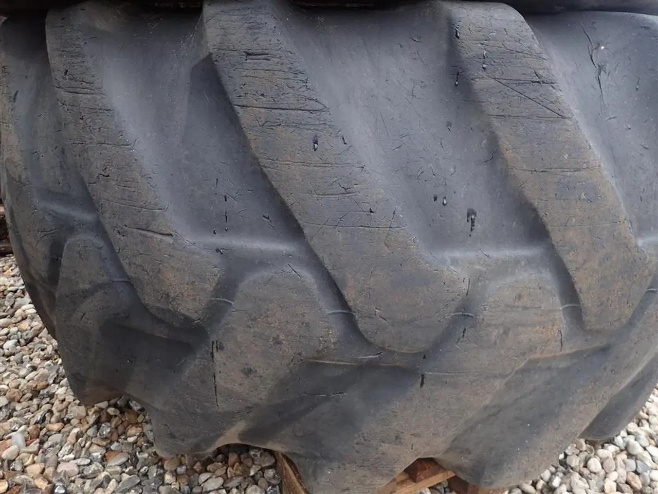 Billede 1 - Nokian Skovdæk 700-55R34