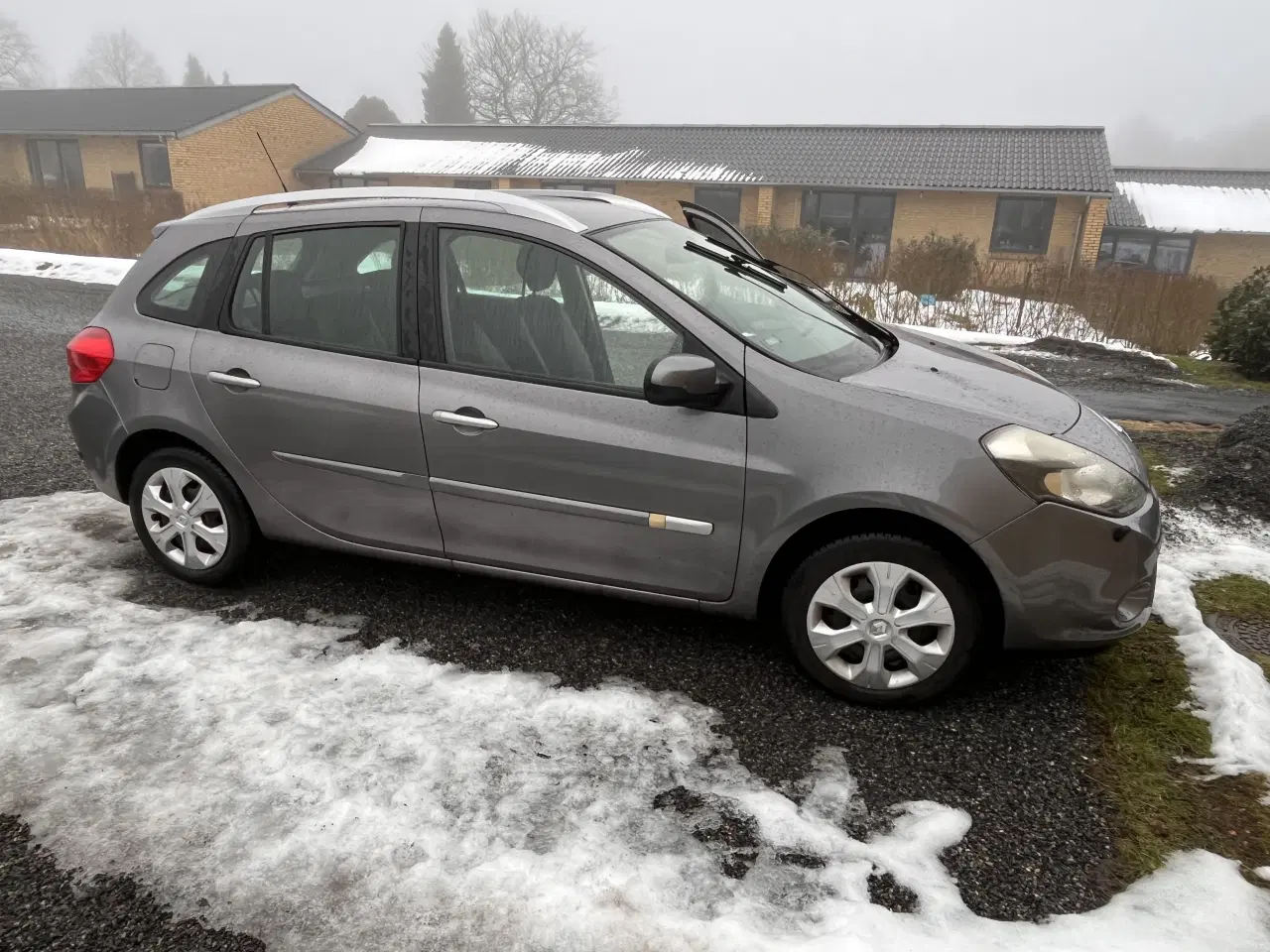 Billede 3 - Renault - fin rummelig bil