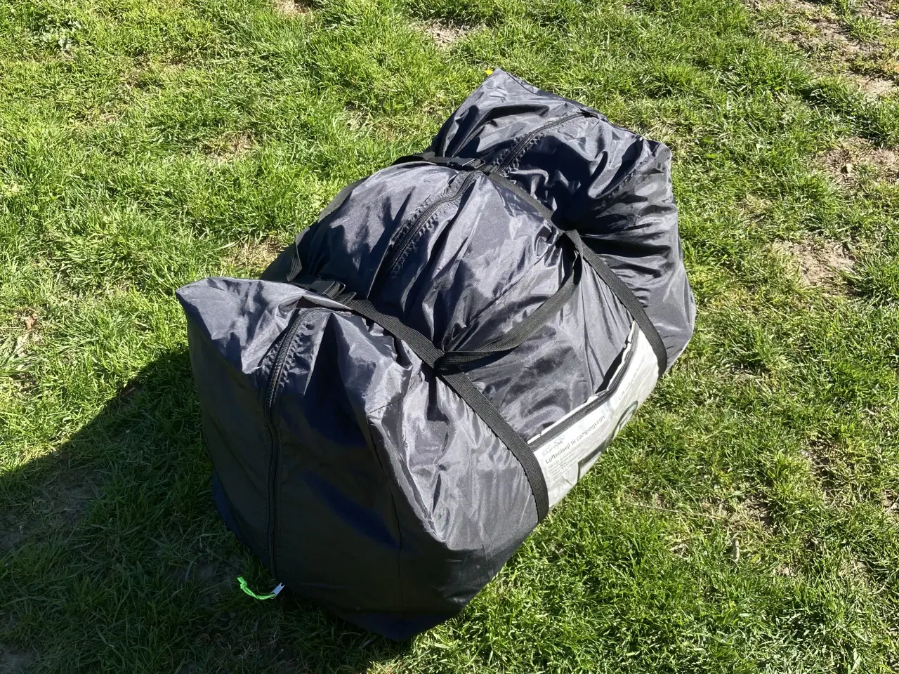 Billede 3 - Oppusteligt solsejl