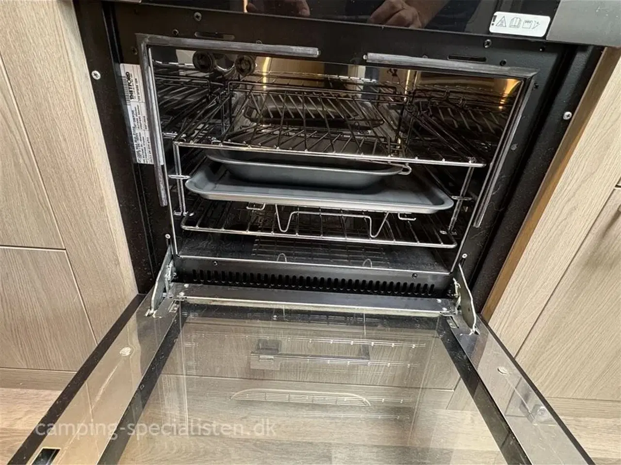 Billede 14 - 2022 - Kabe Imperial 600 XL KS Kabe Imperial 600 XL KS 2022 - Se den nu hos Camping-Specialisten.dk