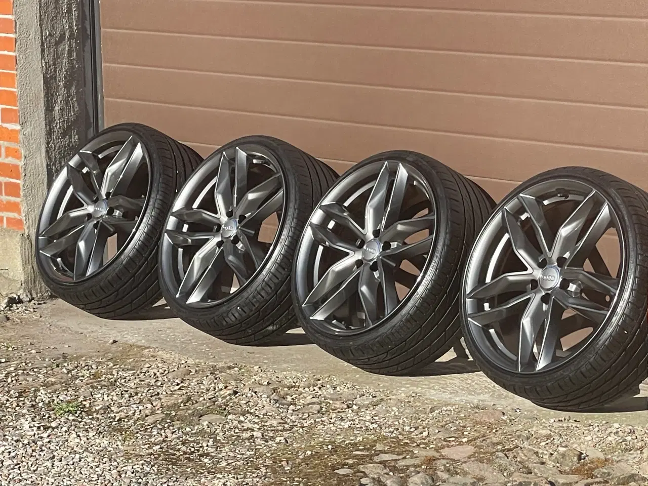 Billede 6 - Alufælge 245/30 R20 krydsmål 5x112 90% mønster