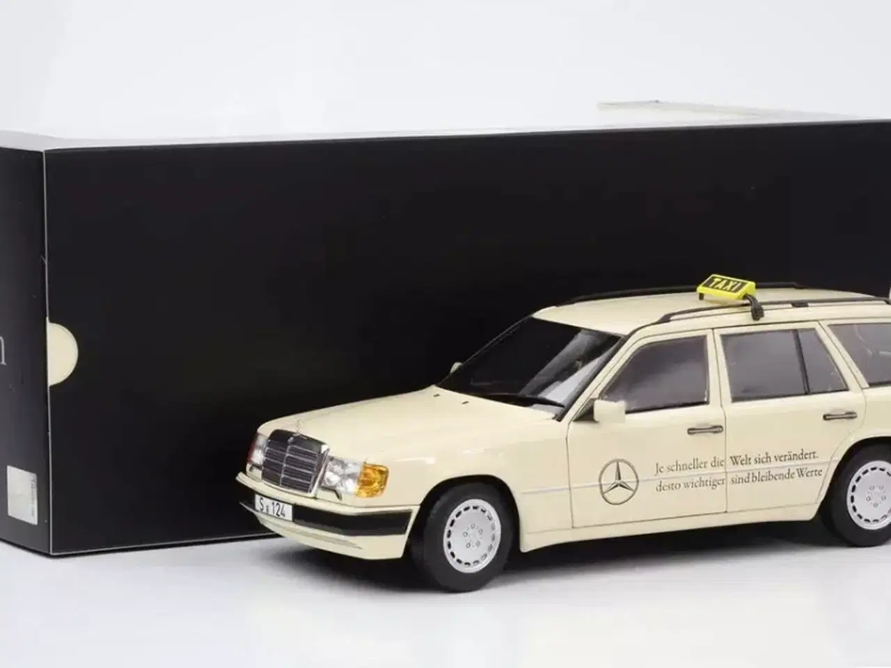 Billede 4 - 1:18 Mercedes E300D S124 StCar 1989 