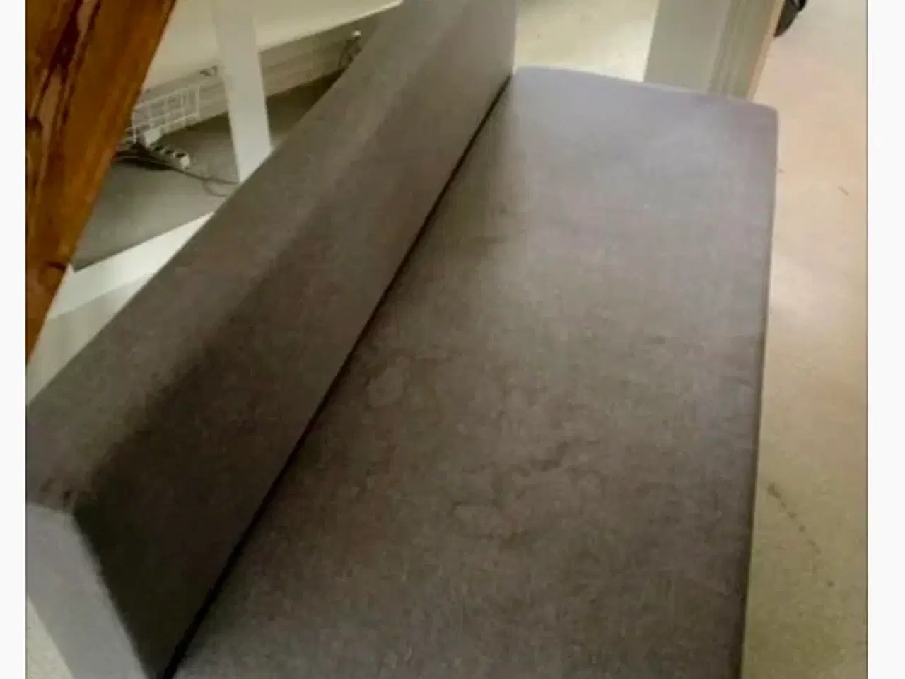 Billede 4 - Sovesofa  - skal væk!