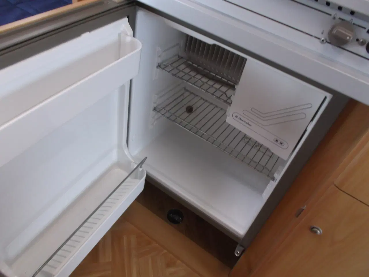 Billede 13 - Adria 502 LS med enkelsenge