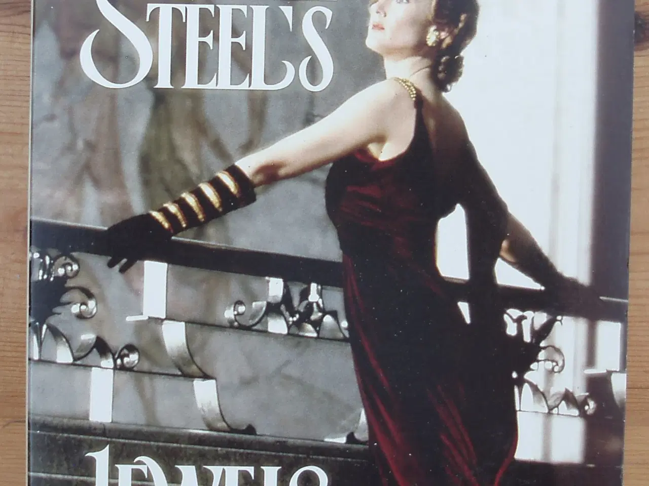 Billede 1 - Film miniserien Jewels