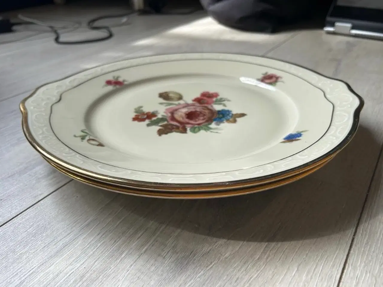 Billede 11 - Antik service fra kjøbenhavn porcelains malleri